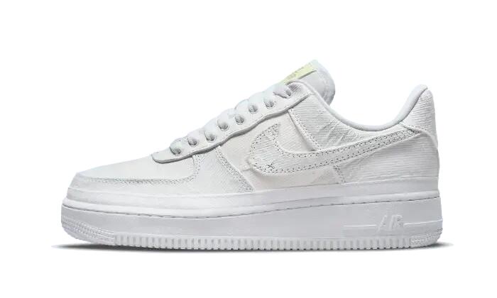 Air Force 1 Low Tear-Away Arctic Punch (W) 3/5