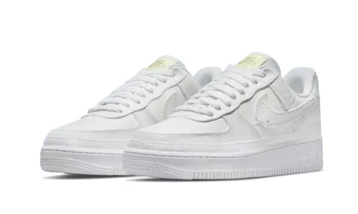 Air Force 1 Low Tear-Away Arctic Punch (W) 4/5