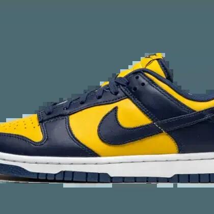 Basketball shoes - Low cut - Dunk Low Michigan - Gold/Navy/White