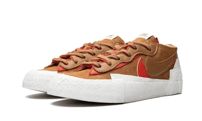 Nike x sacai Blazer Low British Tan 2/4