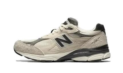 990 V3 Made In USA Teddy Santis Moonbeam - Taille : 41.5 EU