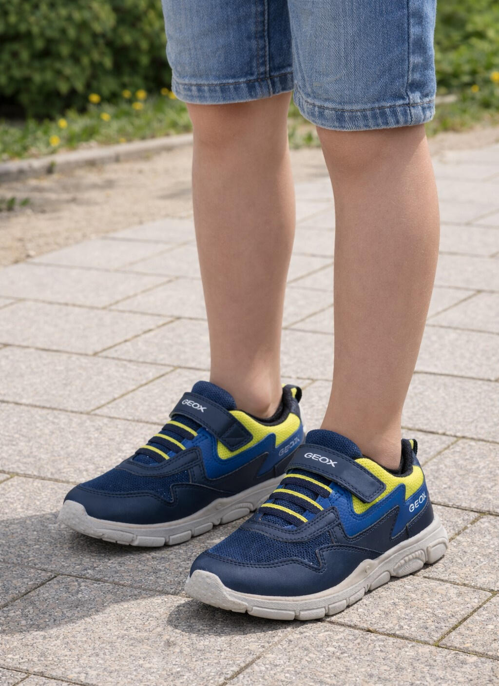 Buty dziecięce sportowe sneakersy dla chłopca na rzep GEOX J NEW TORQUE 3/7