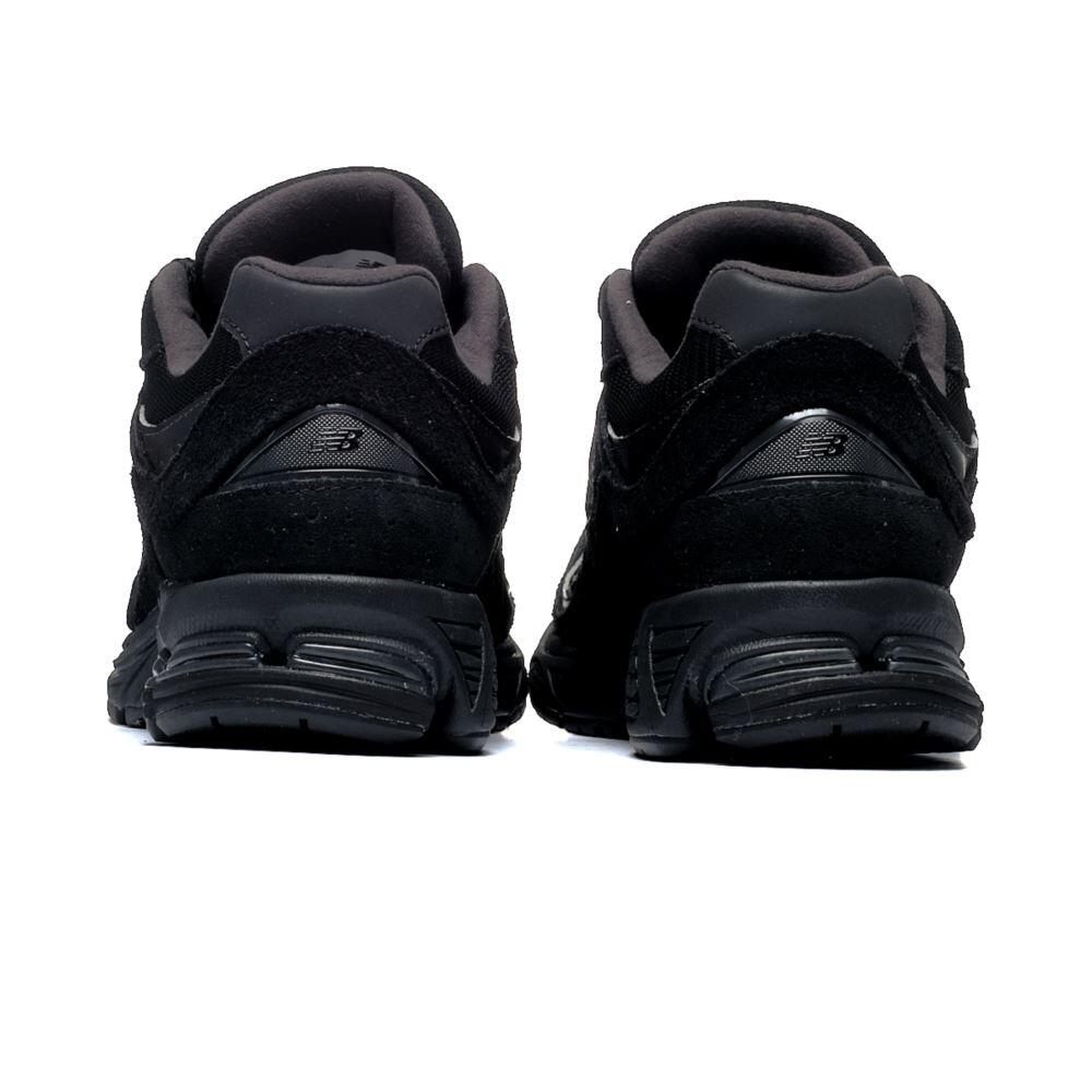 New Balance 2002R Triple Black Suede 5/5
