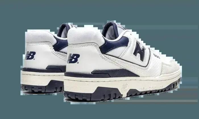 Scarpe - Basket - Unisex - Basse, pelle e mesh - New Balance 550 - Blu navy 3/6