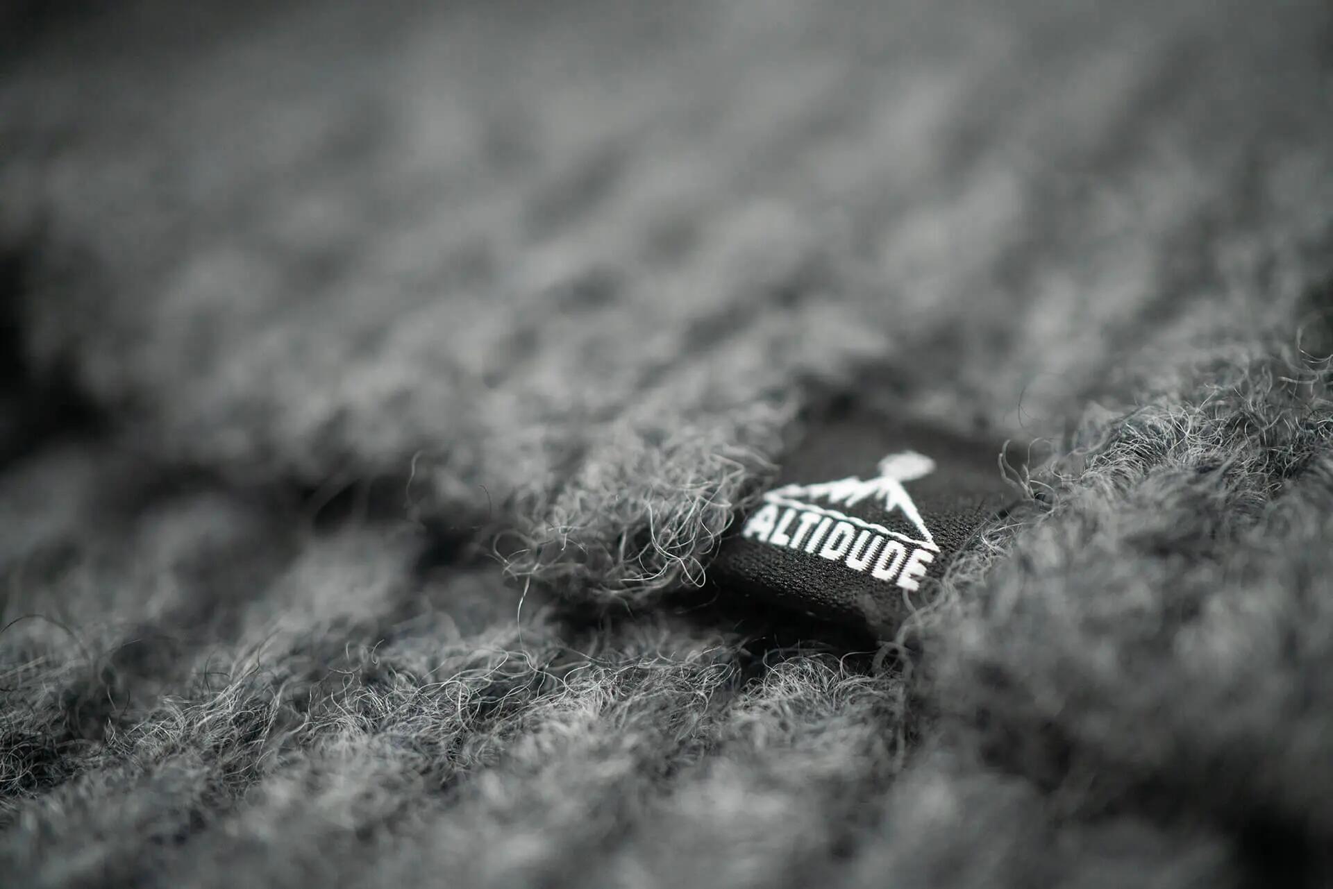 Alpacatube – Dark  Grey 3/5