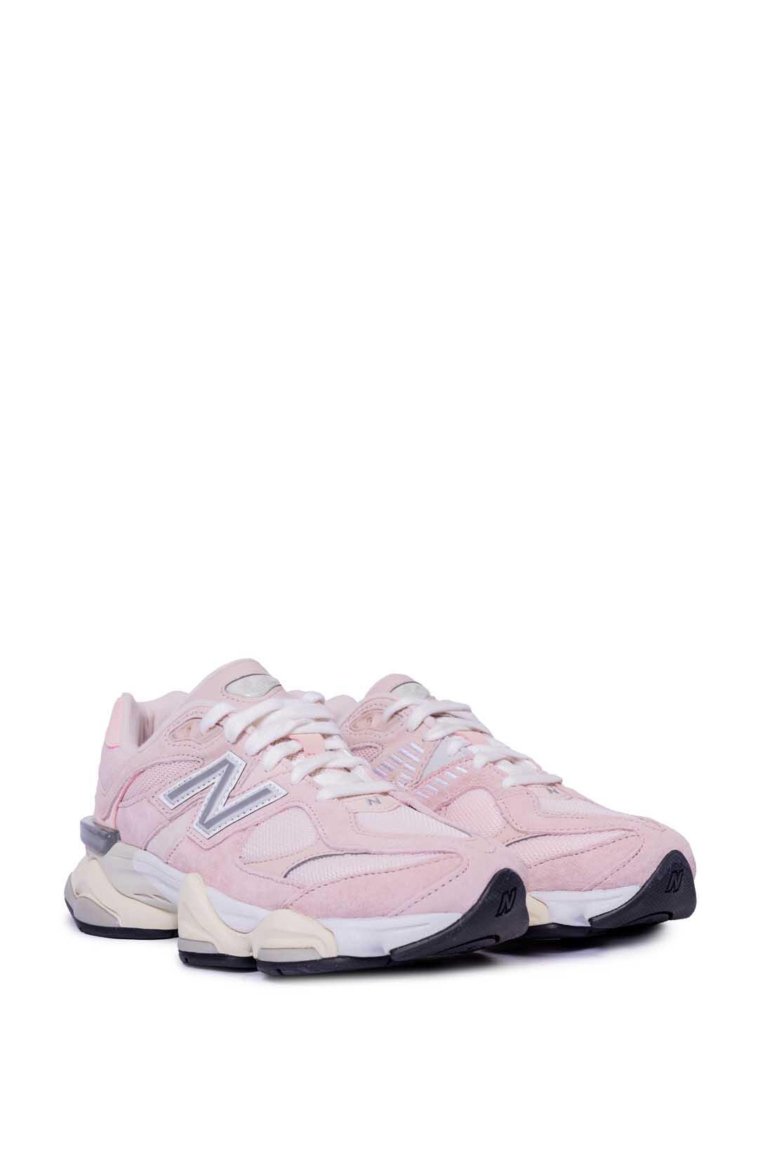 NEW BALANCE picture