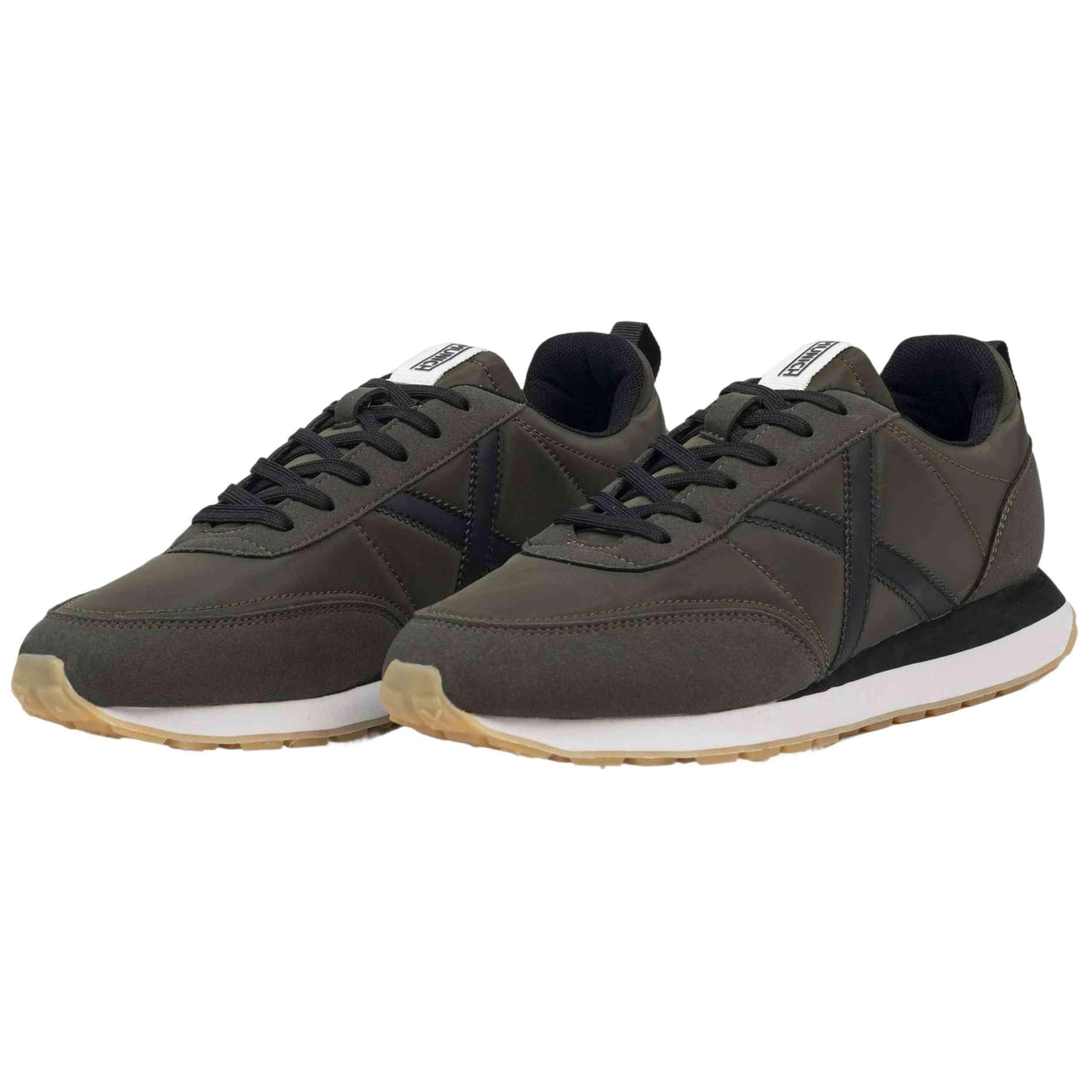 Baskets Munich modèle 4882005 pour homme 3/5