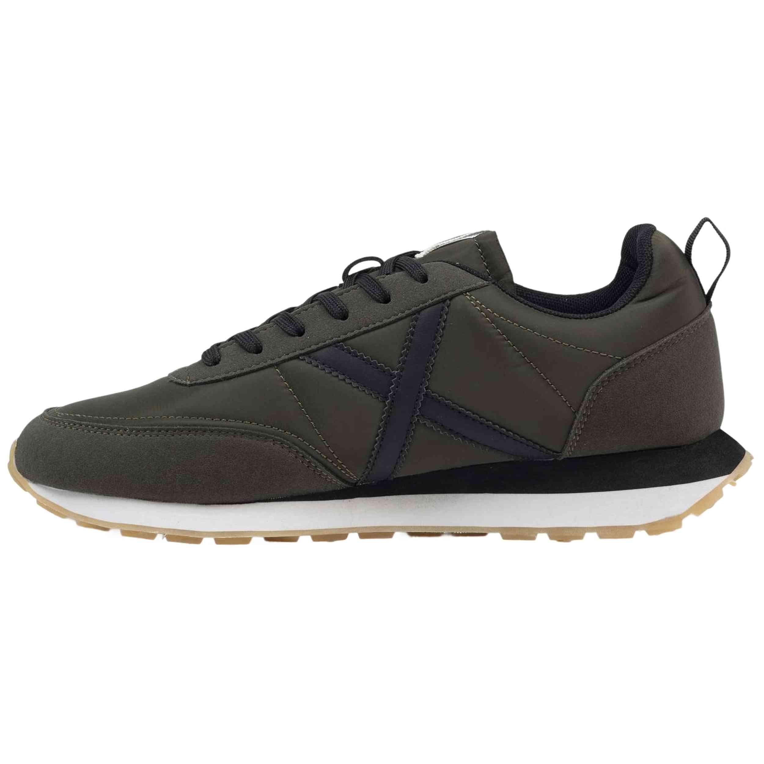 Baskets Munich modèle 4882005 pour homme 2/5