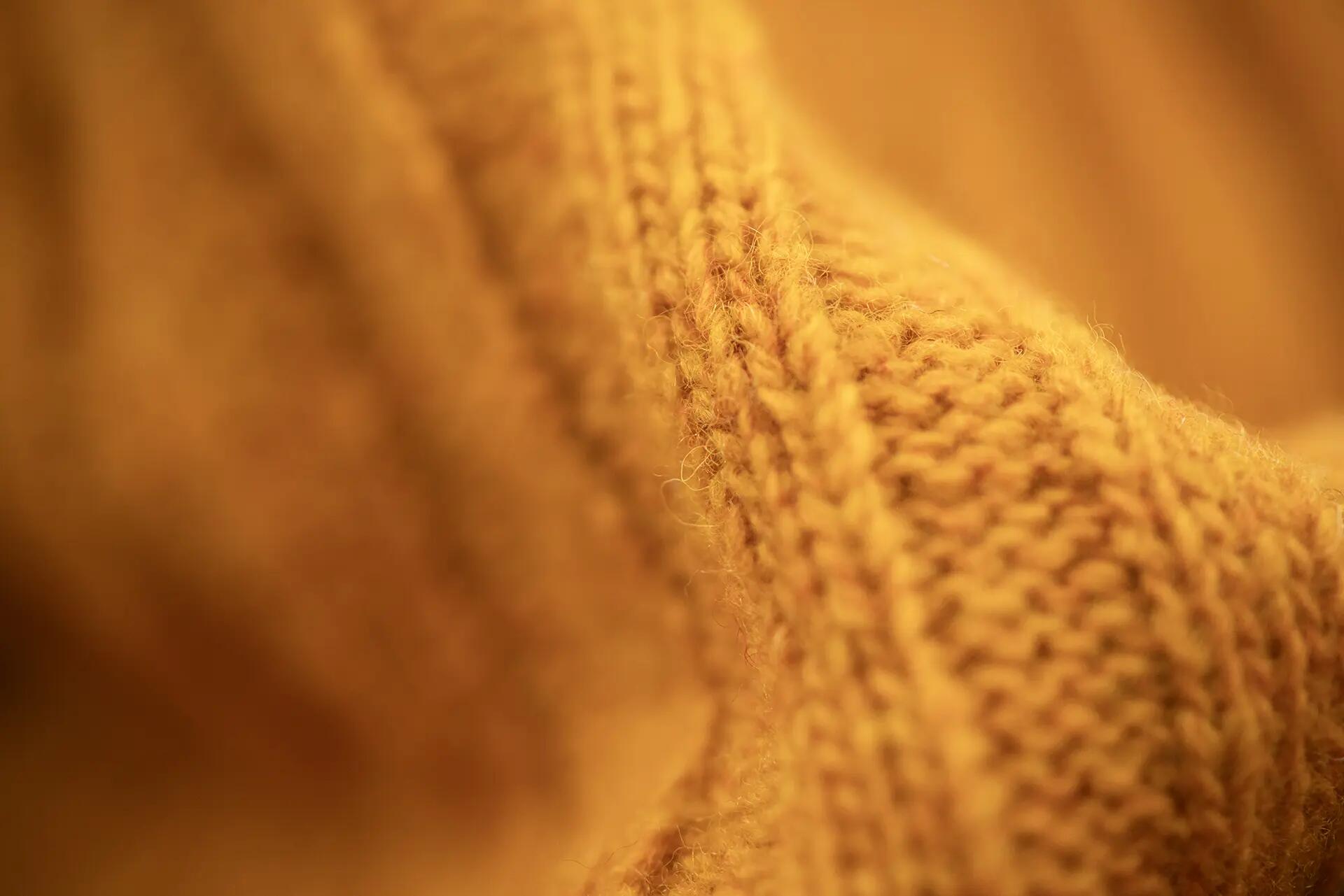 Crest – Deep Yellow 4/5