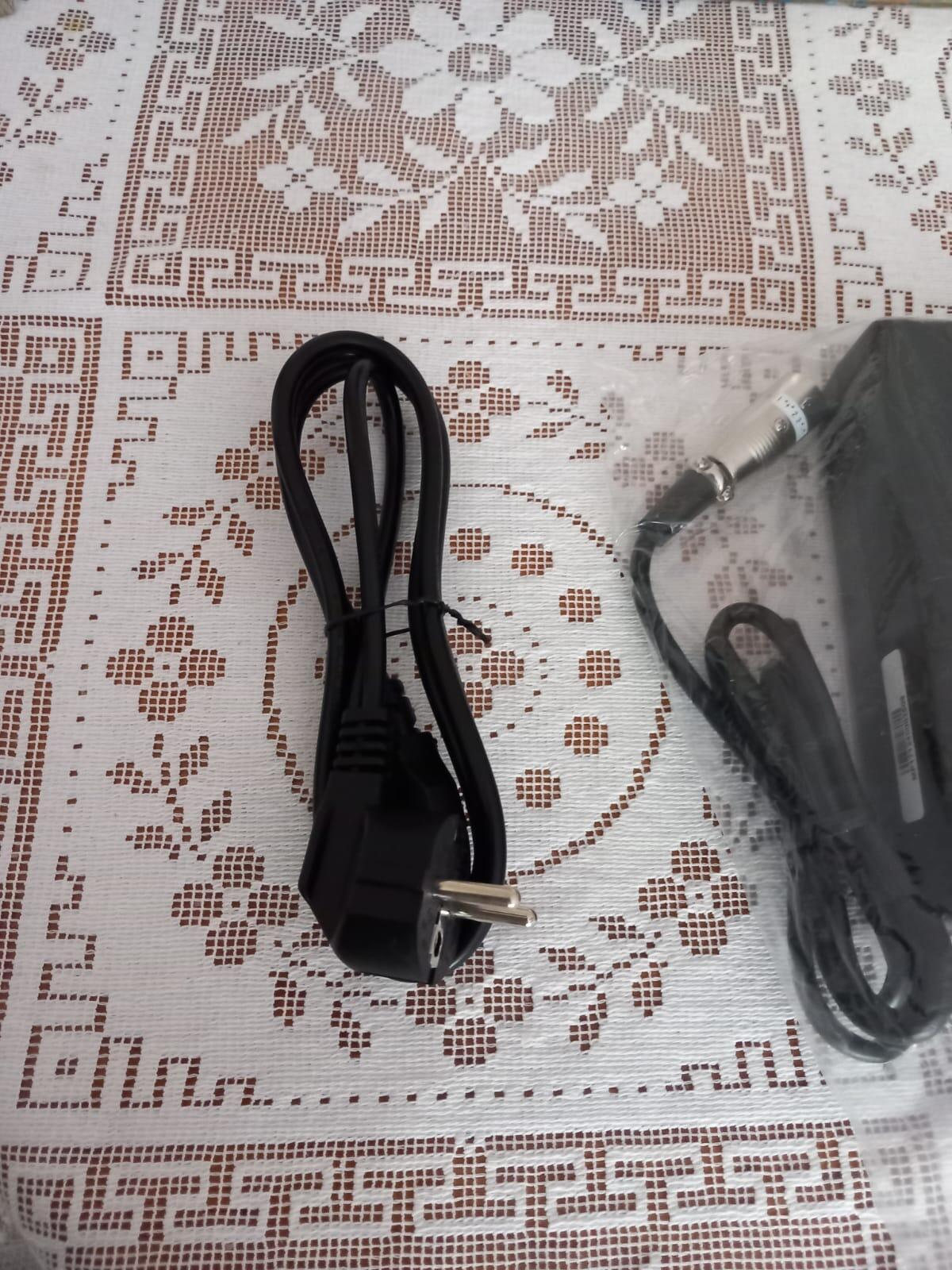 Entre Particuliers - Noir, NOUVEAU, vélo électrique pour femmes, Btwin 7/7