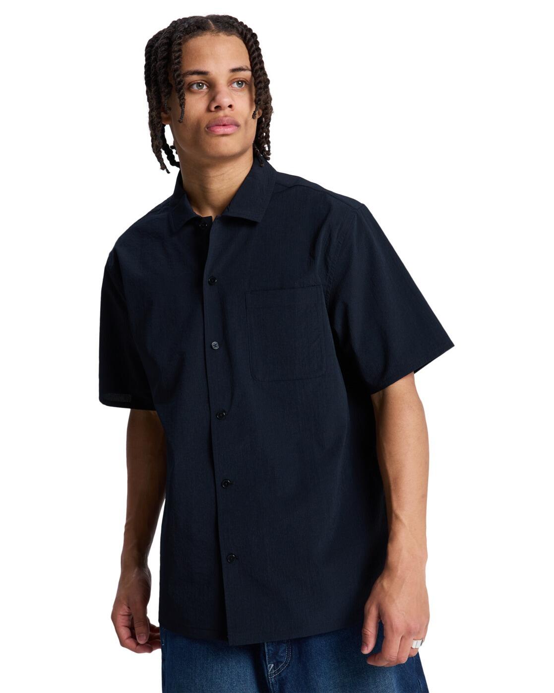 DC SHOES picture