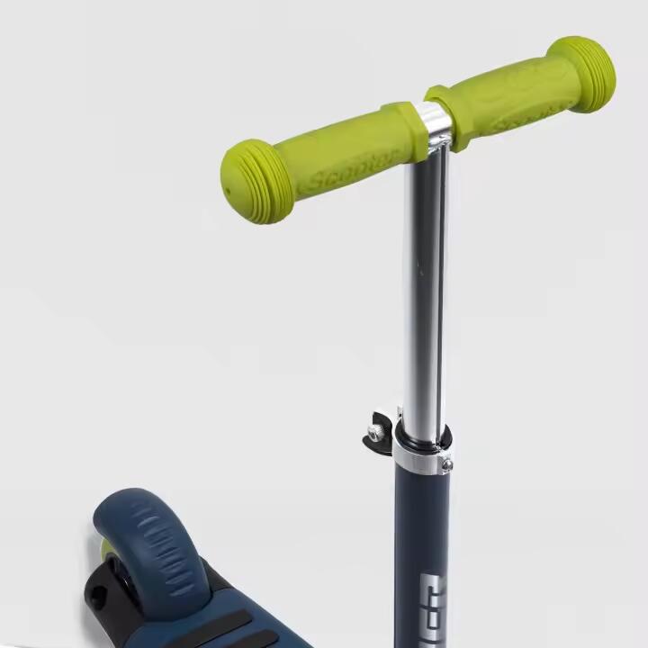 Patinete infantil Ryder Racing 3 ruedas luces sonido freno trasero 2/7