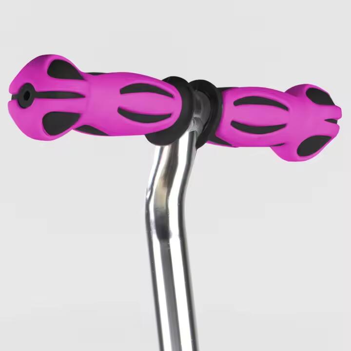 Patinete Ryder 2 ruedas, rosa intenso, cesta, base antideslizante y veloz. 3/5