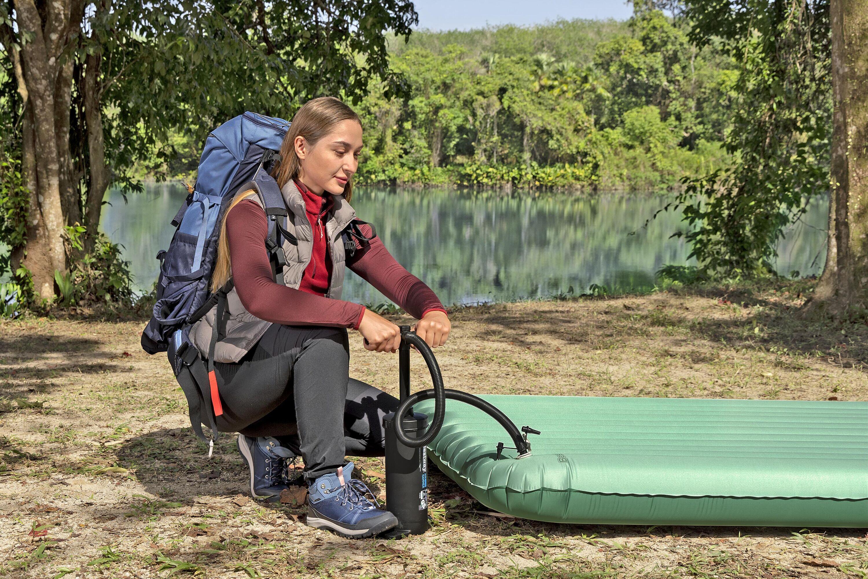 Bestway Matelas gonflable de trekking 2 places 203 x 142 x 15 cm avec gonfleur 6/7