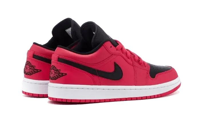 Jordan 1 Low Siren Red (W) 3/4