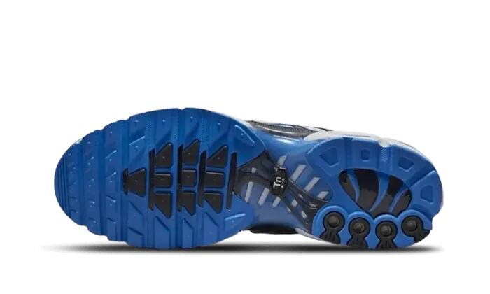 Air Max Plus SE Social FC 3/3