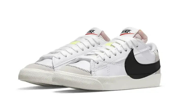 Nike Blazer Low 77 Jumbo White Black Sail (W) 2/3