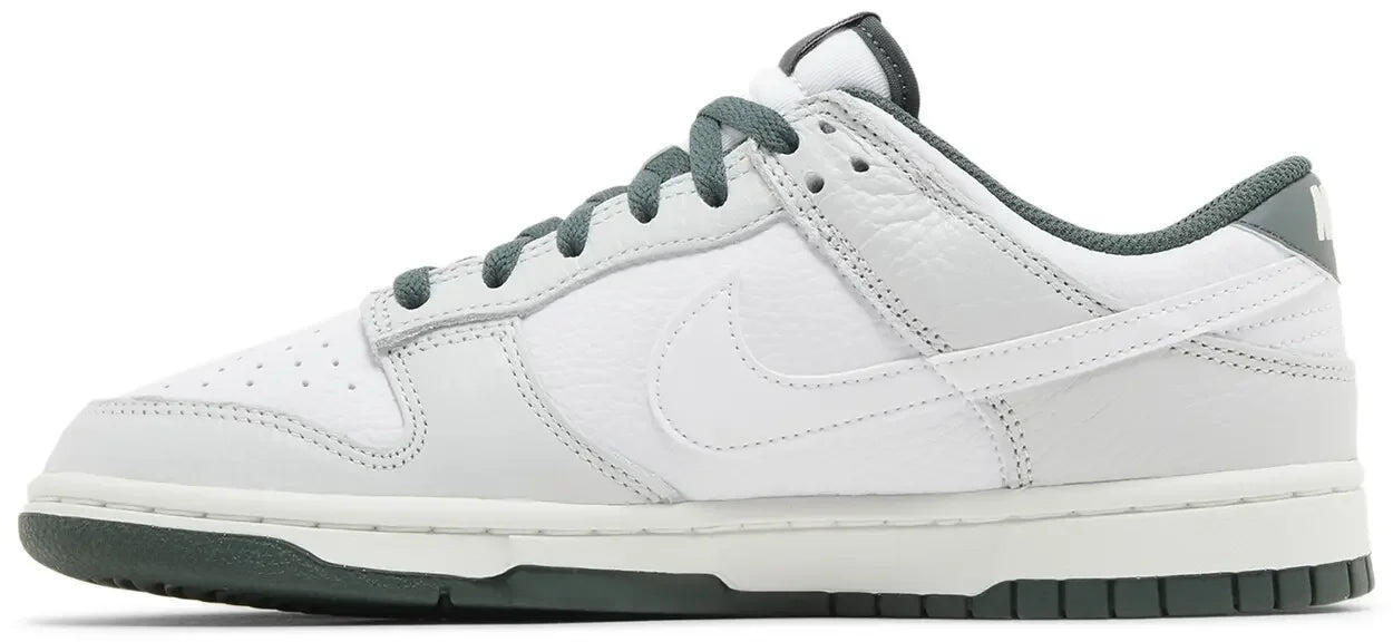 Nike Dunk Low Retro SE Photon Dust Vintage Green 2/5