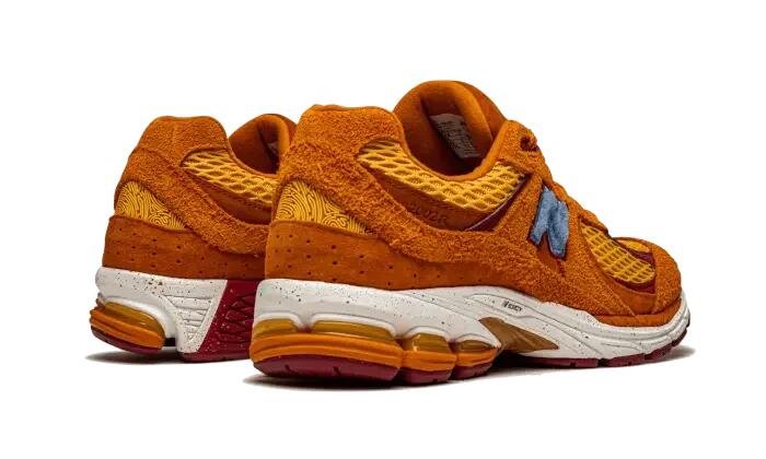 New Balance 2002R Salehe Bembury Peace Be The Journey 3/4