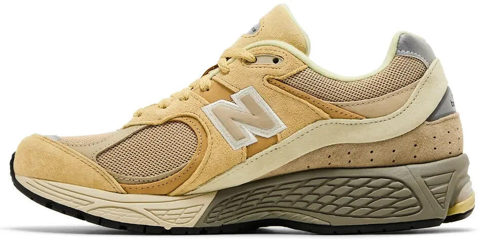 New Balance 2002R AURALEE Yellow Beige 2/5
