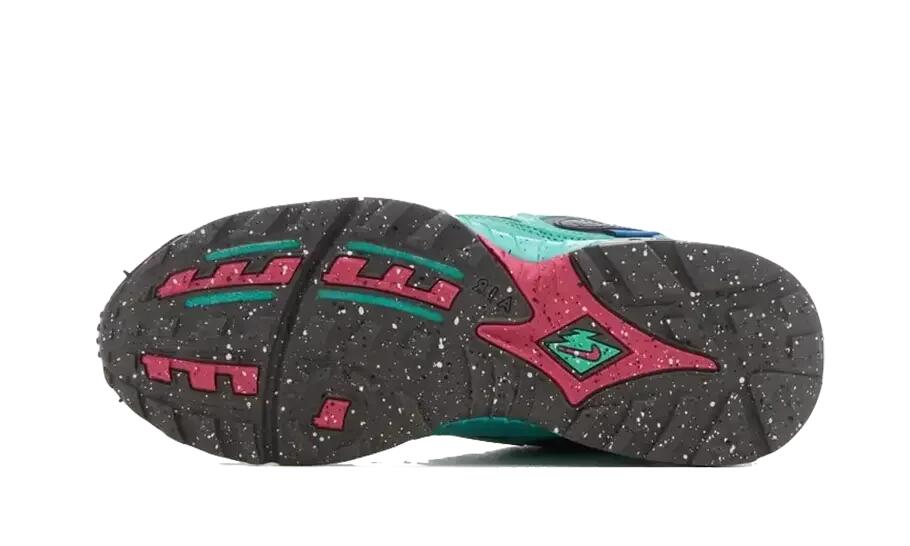 Nike Air Terra Humara Undefeated Light Menta 4/4