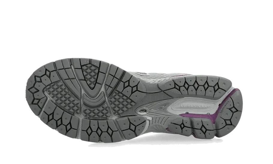 New Balance 860 V2 Grey Purple 4/4