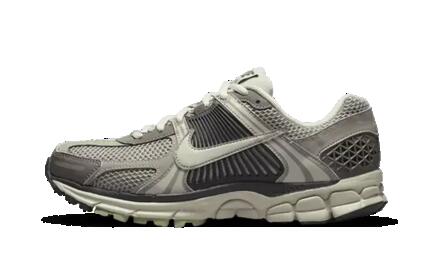 Nike Zoom Vomero 5 Cobblestone (W)