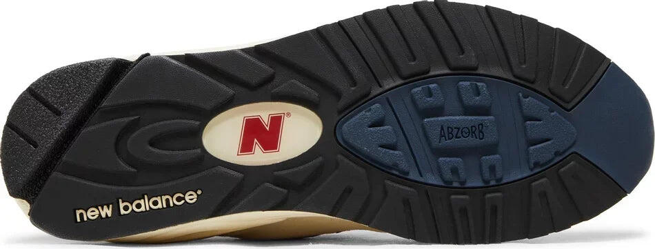 New Balance 990v2 MiUSA Teddy Santis Navy Sea Salt 3/6