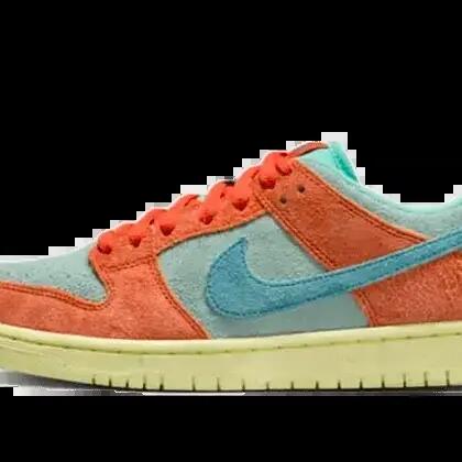 Nike SB Dunk Low Orange Emerald Rise