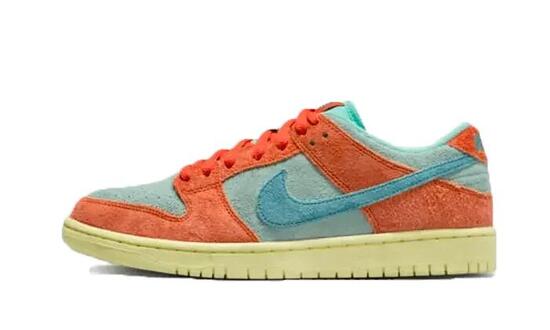 Zapatillas SB Dunk Low Orange Emerald Rise