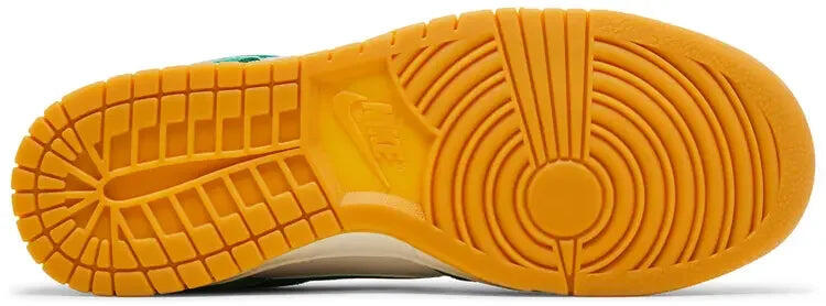 Nike Dunk Low SE Malachite 3/5