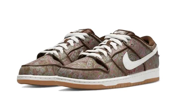SB Dunk Low Paisley Brown 2/3