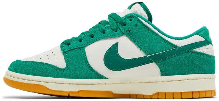 Nike Dunk Low SE Malachite 2/5