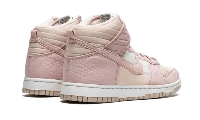 Dunk High LX Next Nature Pink Oxford 3/4