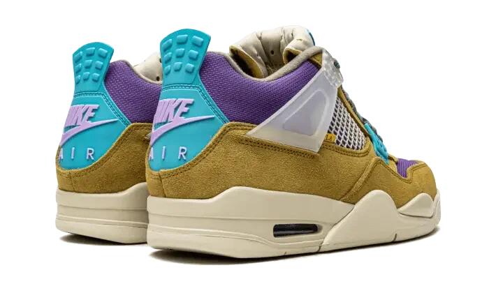 Air Jordan 4 Retro Union Desert Moss 3/4