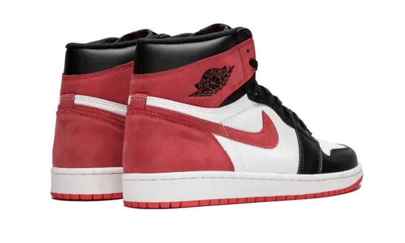 Jordan 1 Retro High Track Red 3/4