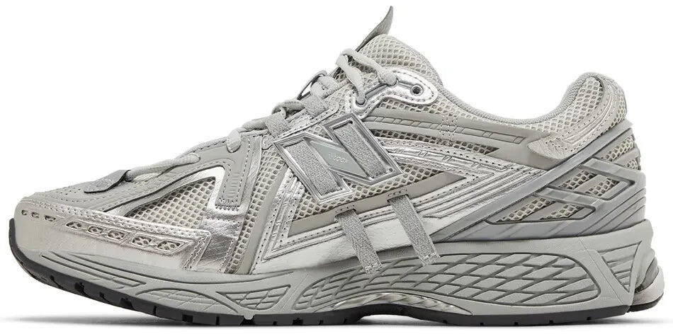 New Balance 1906A Concrete Silver Metallic 2/5