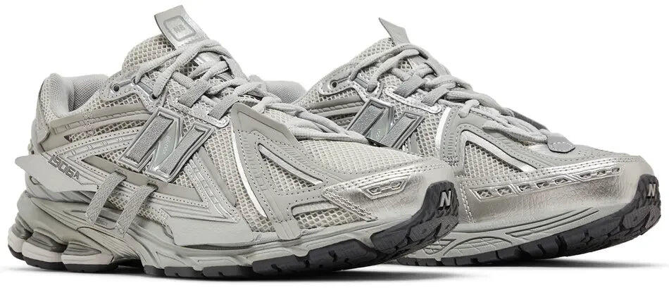 New Balance 1906A Concrete Silver Metallic 5/5