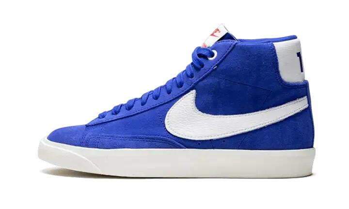 NIKE picture