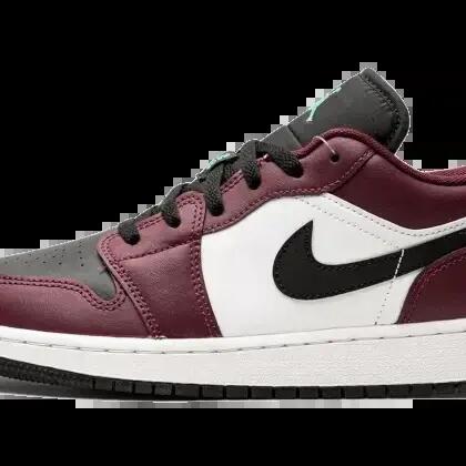 Lifestyle shoes - Low-top - Air Jordan 1 Low SE - Dark Beetroot