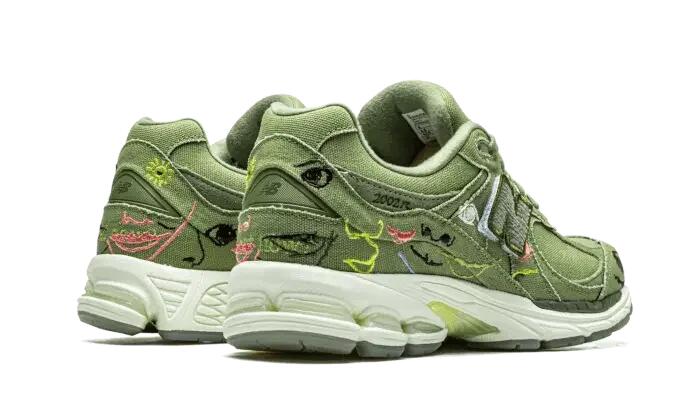 New Balance 2002R Bryant Giles Olive Green 3/4