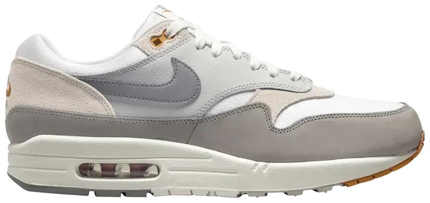 NIKE picture
