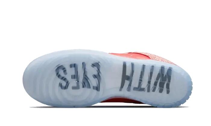 Nike SB Dunk Low Stingwater Magic Mushroom 3/3