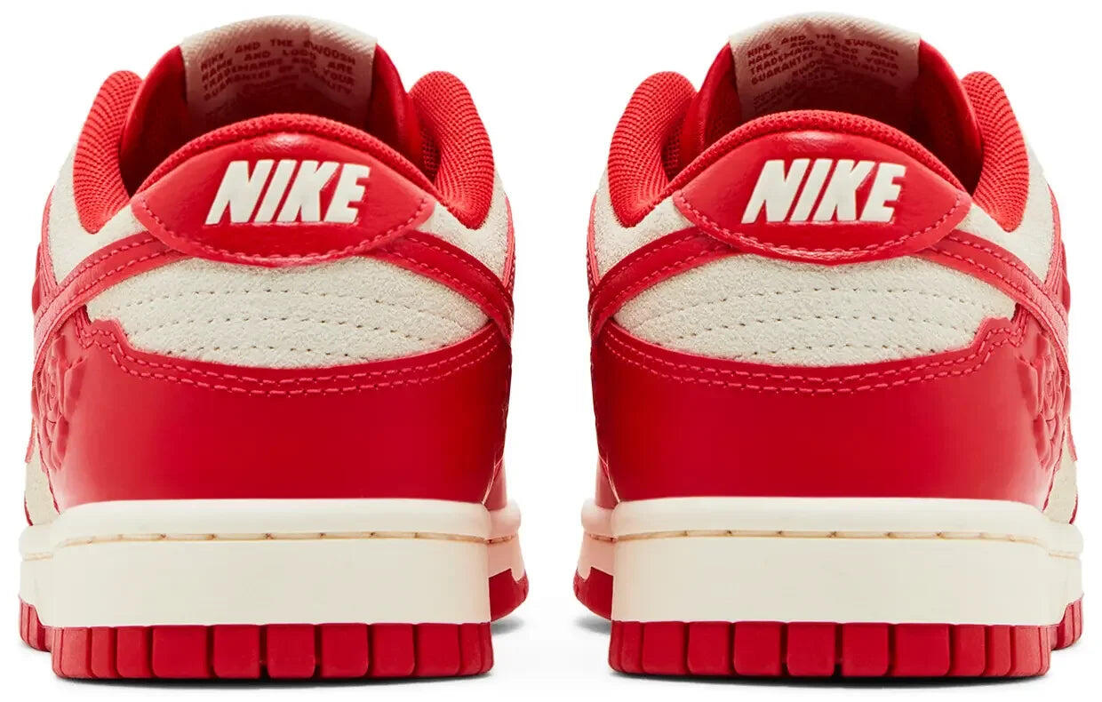 Nike Dunk Low Red Roses (Women's) 4/5