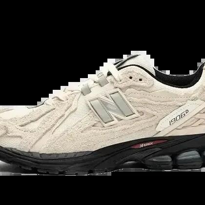 Lifestyle - Shoes - Protective design - 1906D Protection Pack - Beige/Black