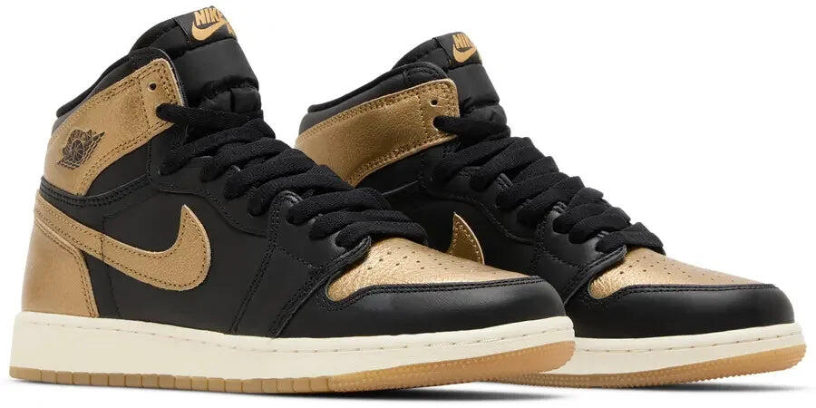 Jordan 1 Retro High OG Black Metallic Gold 5/5