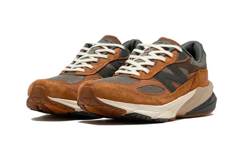 New Balance 990 V6 Carhartt WIP Sculpture Center 2/4