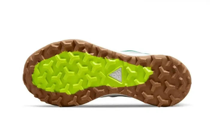Nike ACG Lowcate Light Iron Ore Green 3/3