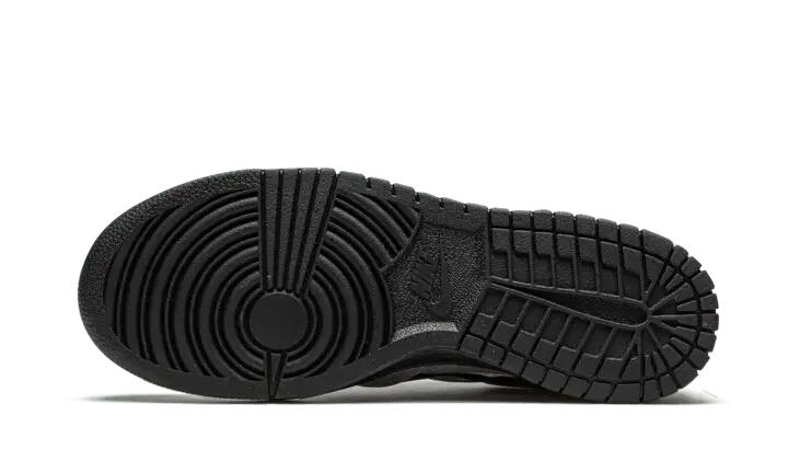 Nike Dunk Low Comme des Garcons Black (W) 4/4