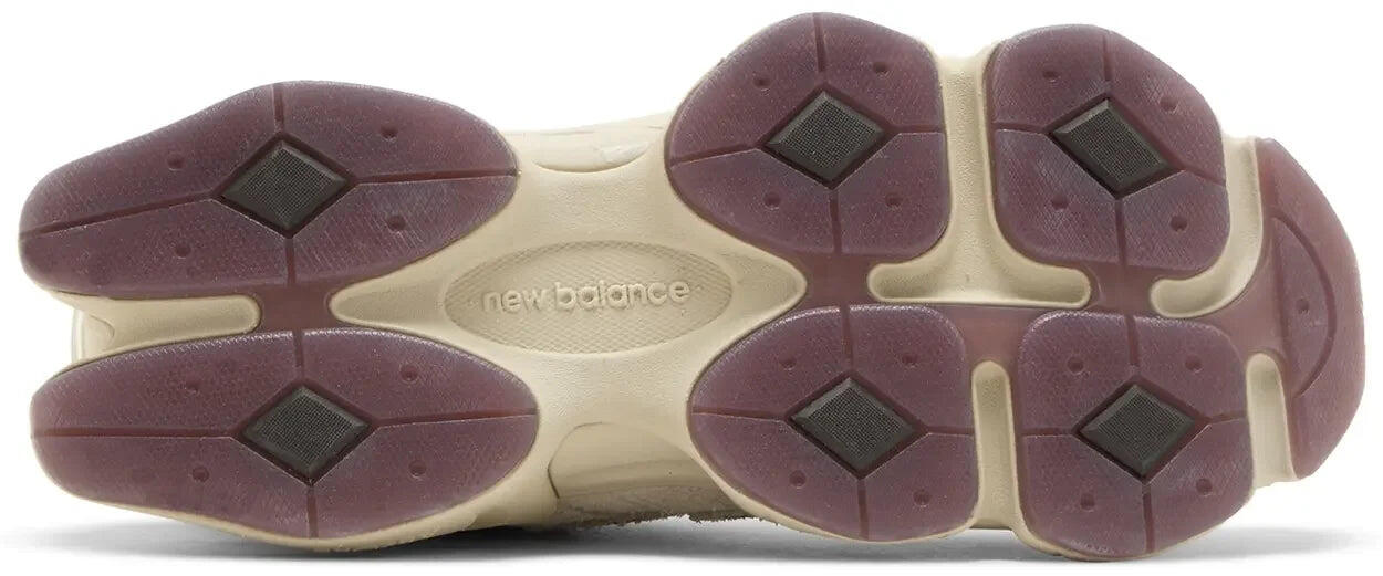 New Balance 9060 Sydney McLaughlin-Levrone Linen Black Coffee 3/5